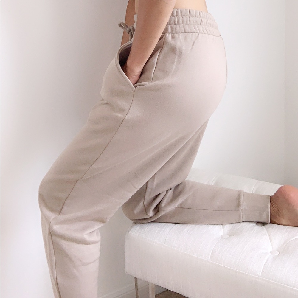 CHICBOMB - Picture 5 of 7